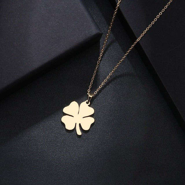 4-Leaf Clover Gold Pendant
